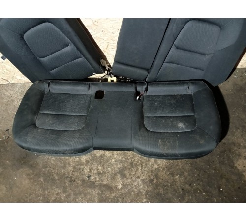 Сиденье задний ряд