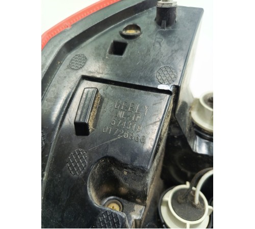 Фонарь задний правый рест.