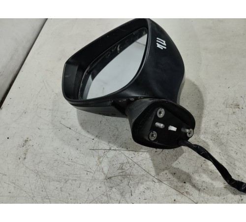 Зеркало заднего вида левое