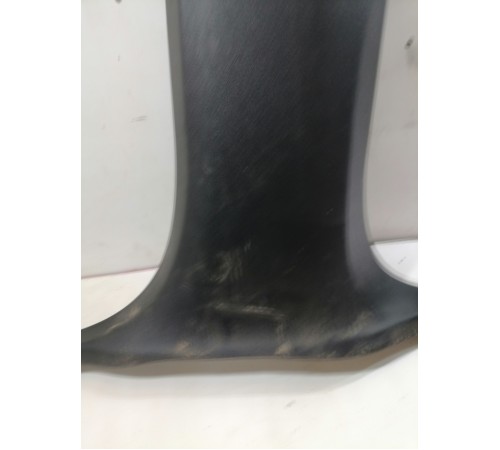 Обшивка центральной стойки правая нижняя