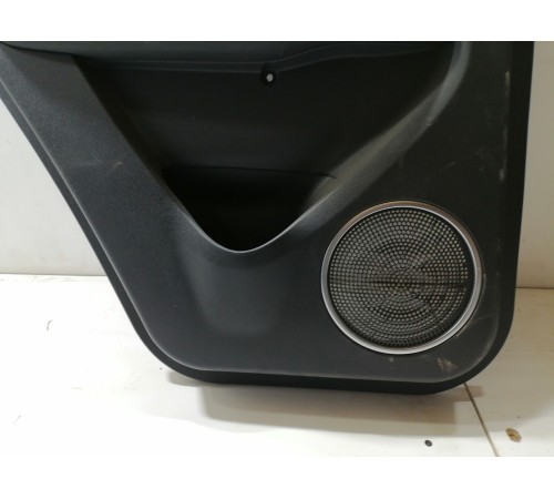 Обшивка двери задняя левая