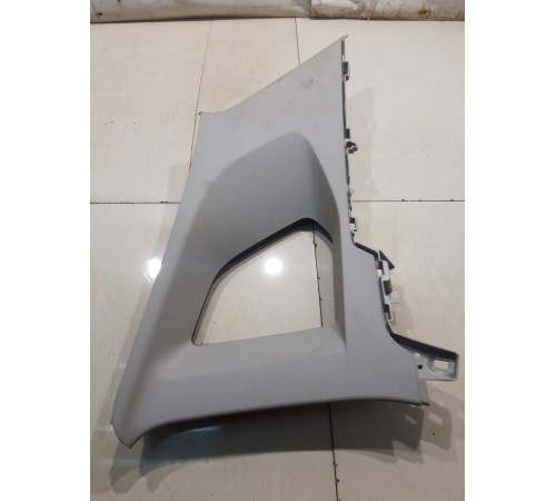 Обшивка стойки (задняя, правая)