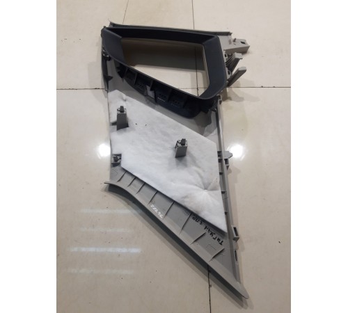 Обшивка стойки (задняя, правая)