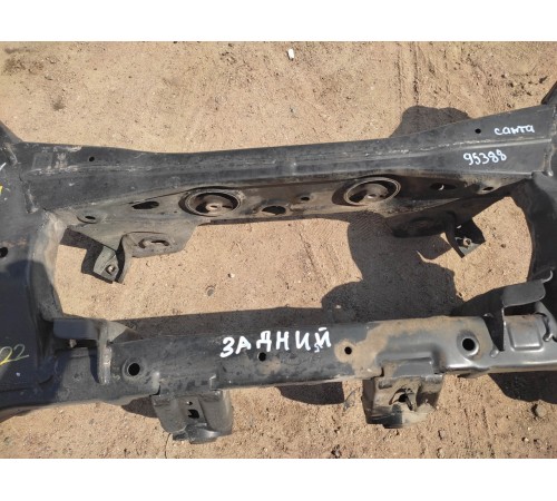 Балка задняя (подрамник)