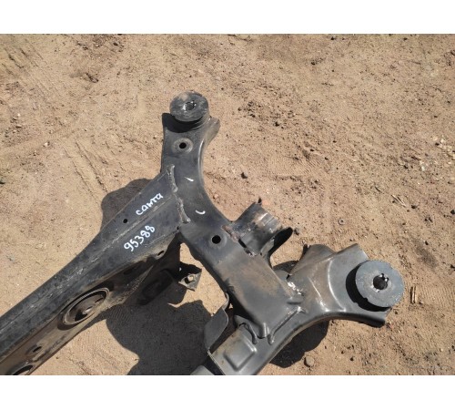 Балка задняя (подрамник)