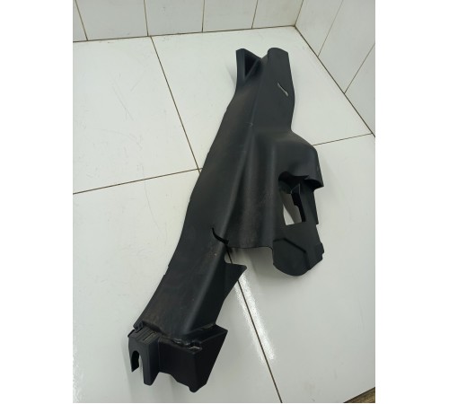 Обшивка салона  задняя правая