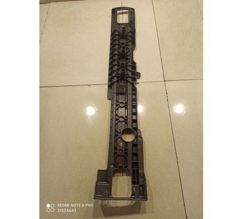 Кронштейн пола багажника