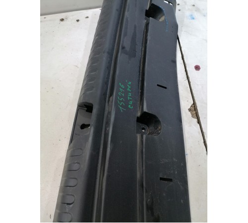 Накладка задней панели багажника