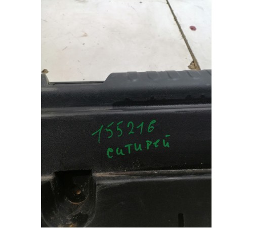 Накладка задней панели багажника