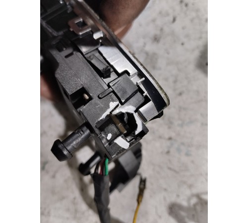 Кнопки руля многофункциональные