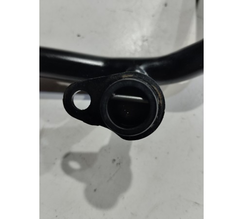 Патрубок системы охлаждения (металлический)