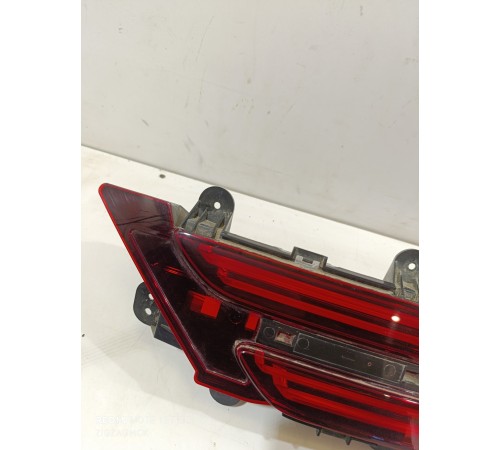 Фонарь задний правый внутренний