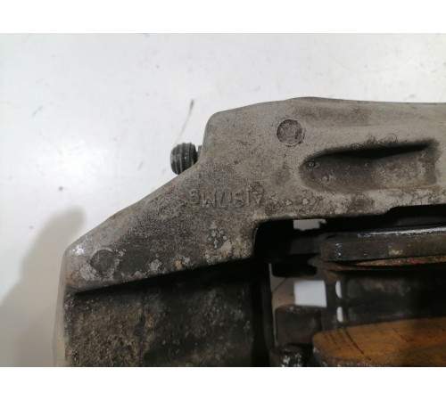 Суппорт Передний левый