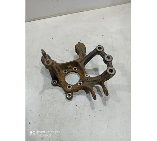 Кулак поворотный(задний правый)