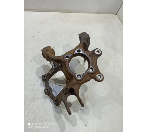 Кулак поворотный(задний правый)