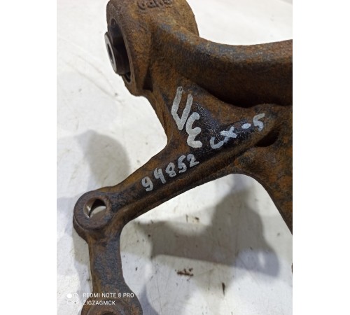 Кулак поворотный(задний правый)