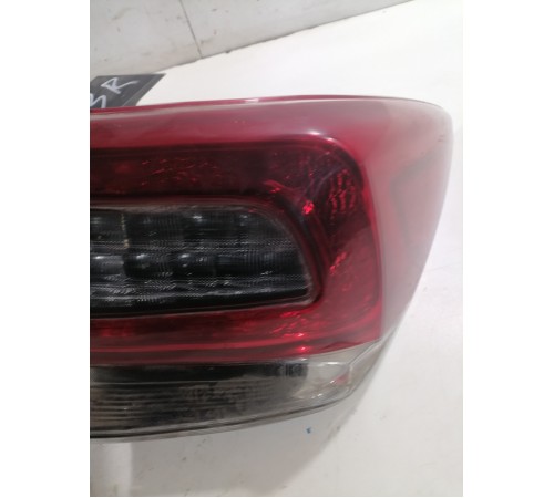 Фонарь задний правый наружный