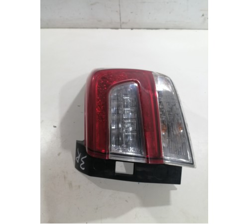 Фонарь задний правый наружный