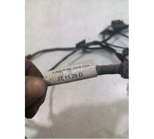 Электропроводка заднего бампера