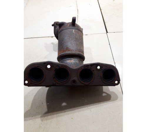 Катализатор с выпускным коллектором