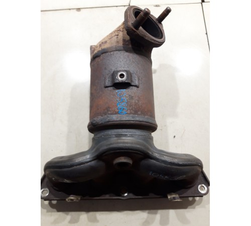 Катализатор с выпускным коллектором