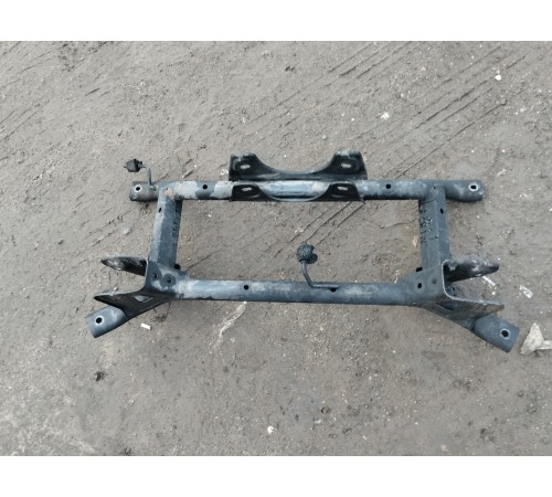 Балка (подрамник) задняя