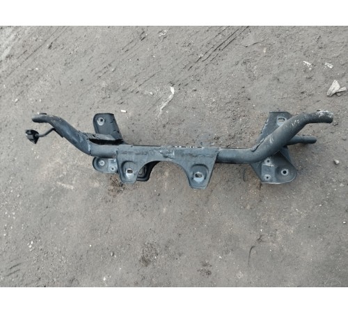 Балка (подрамник) задняя