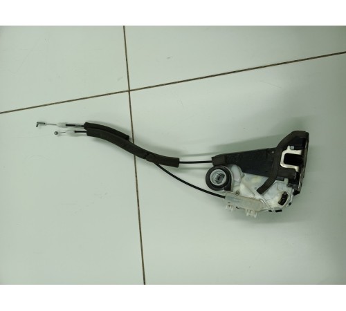 Замок двери задний правый