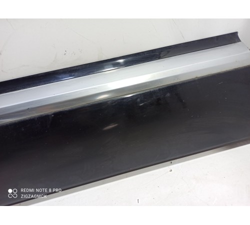 Накладка двери (передняя левая)