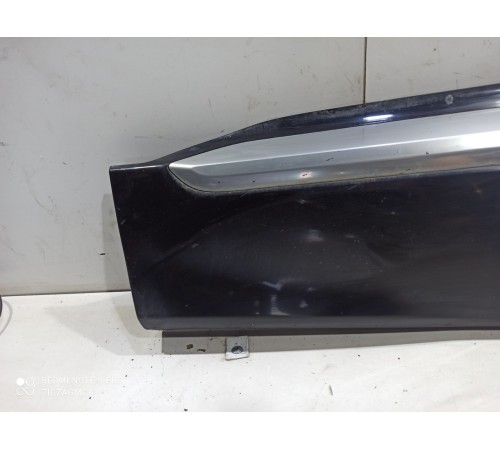 Накладка двери (передняя левая)