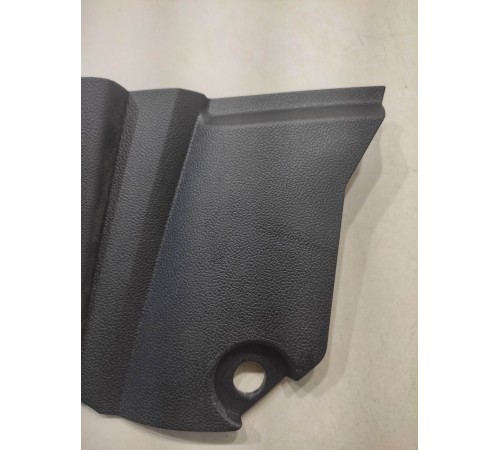 Крышка передней консоли(правая)