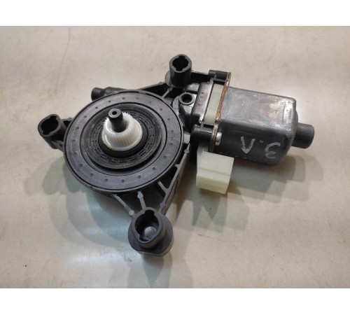 Моторчик стеклоподъемника (задний, левый)