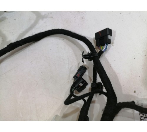 Электропроводка крышки багажника