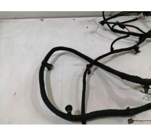 Электропроводка крышки багажника