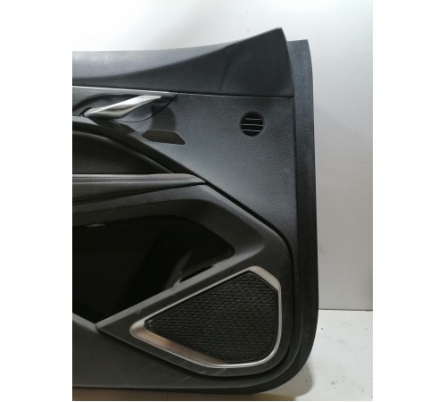 Обшивка двери передняя левая