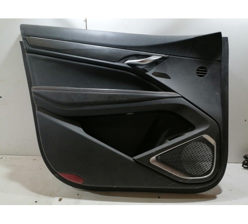 Обшивка двери передняя левая