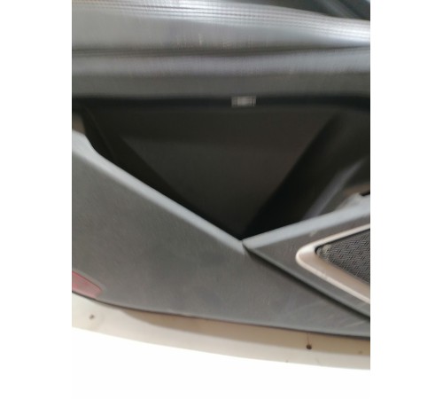 Обшивка двери передняя левая