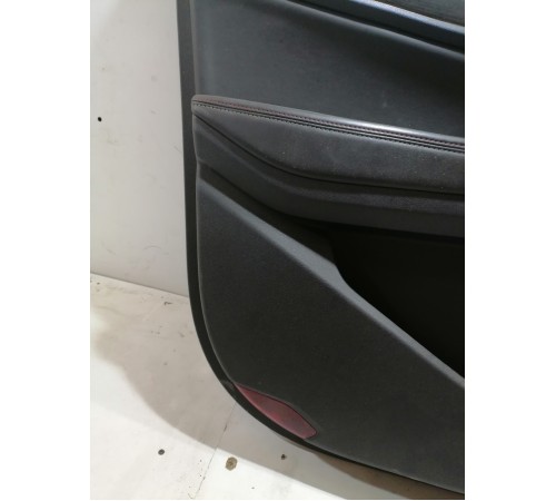 Обшивка двери передняя левая