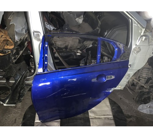 Дверь (задняя, левая)