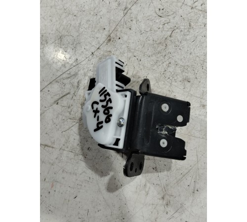 Замок крышки багажника