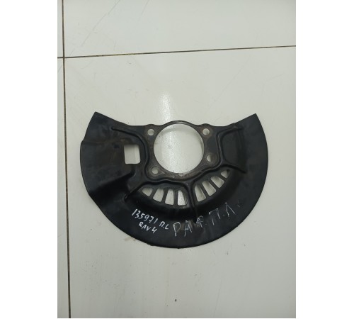 Пыльник тормозного диска передний левый 