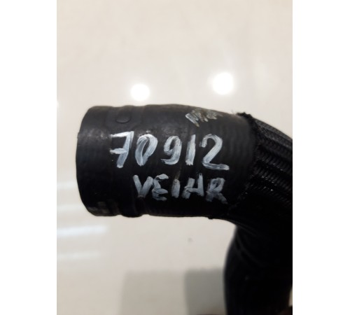 Патрубок системы охлаждения