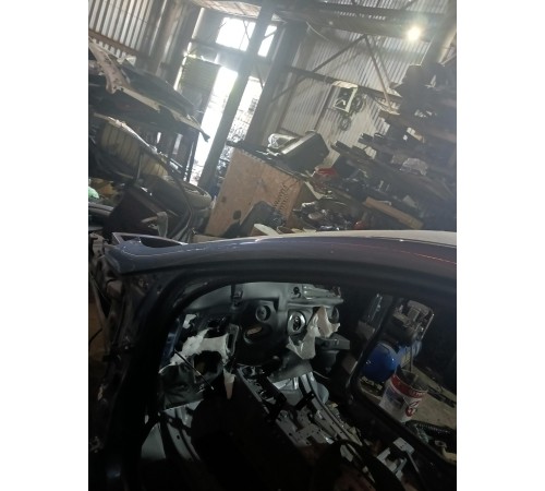 Стойка лобового стекла левая