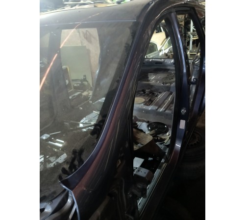 Стойка лобового стекла левая