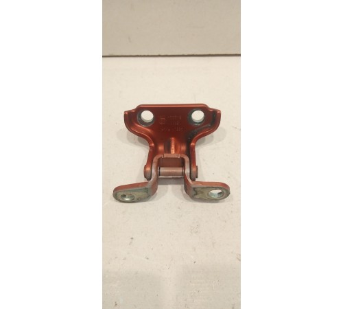 Петля двери задней правой верхняя