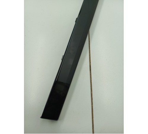 Накладка обшивки двери декоративная передняя левая 