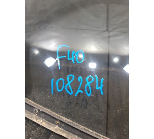 Форточка двери(задняя правая)