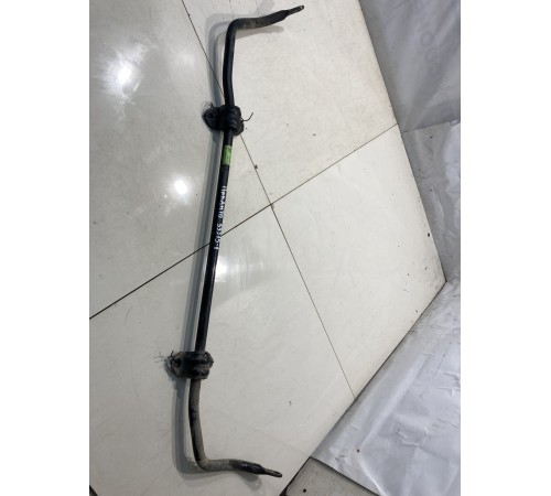 Стабилизатор передний