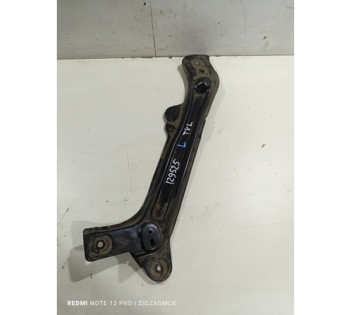 Кронштейн рамки радиатора левый