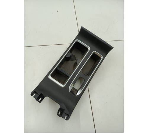 Накладка центральной консоли декоративная